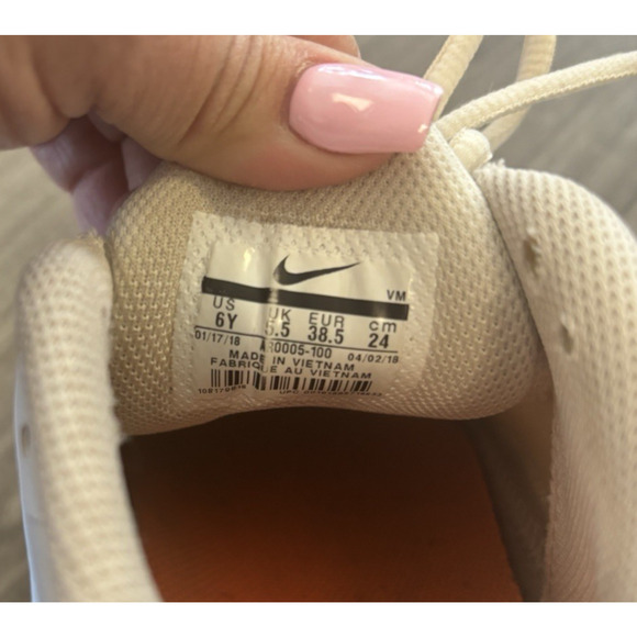 Nike Air Max Plus TN Ultra GS White Orange Size 6Y Women’s 7.5 Sneakers - Picture 10 of 10